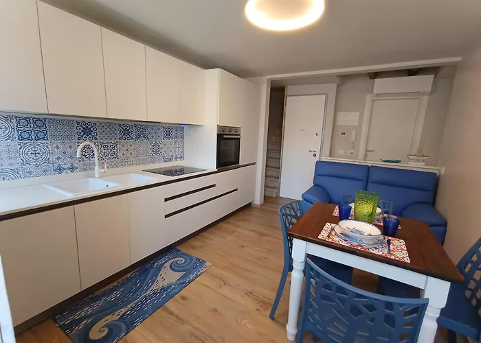 La Scarpa Della Strega * 基奥贾